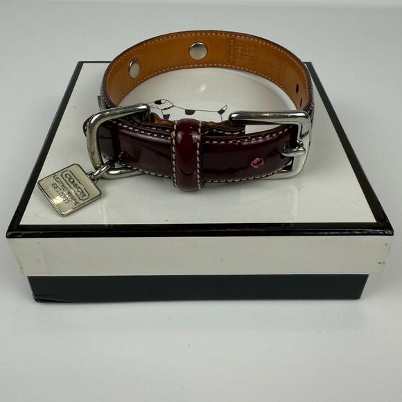 Coach Leather Heart Dog Collar sz XS Burgundy Patent Leather Metal Clasp In Box - Picture 1 of 8